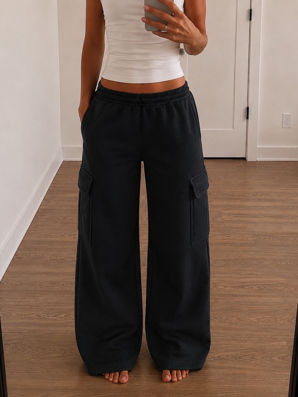 SKIMS Fleece Cargo Sweatpants